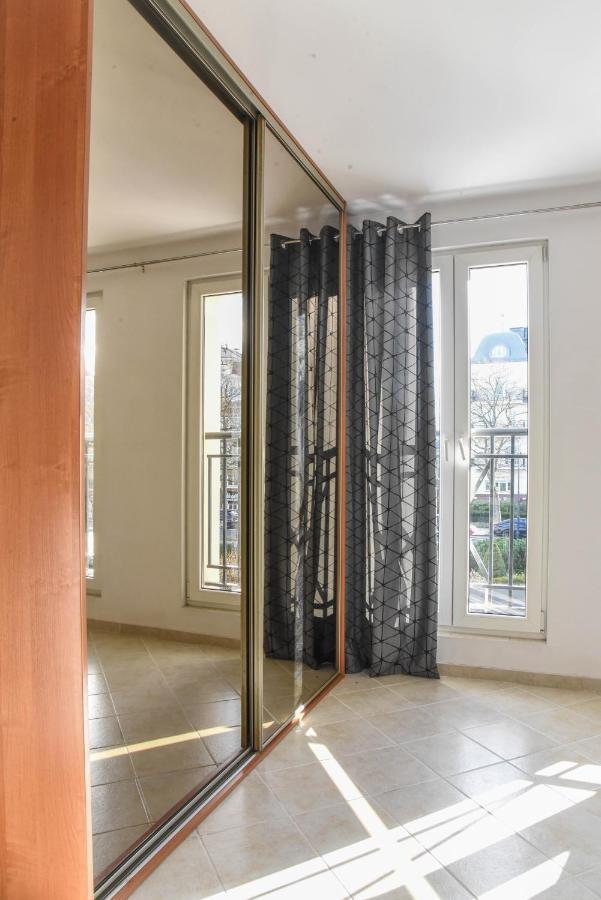Apartamenty Na Wyspie - Promenada Свиноуйсьце Экстерьер фото