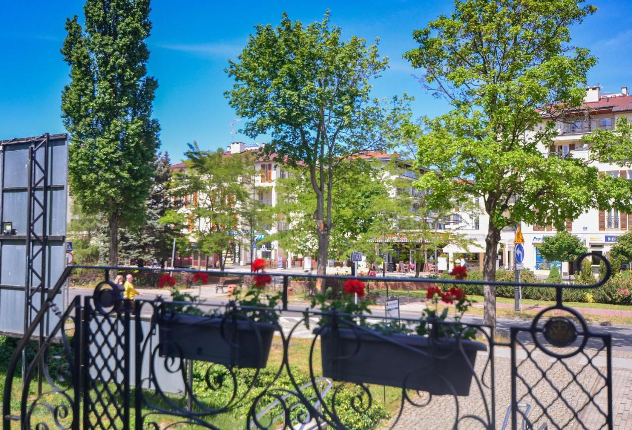 Apartamenty Na Wyspie - Promenada Свиноуйсьце Экстерьер фото